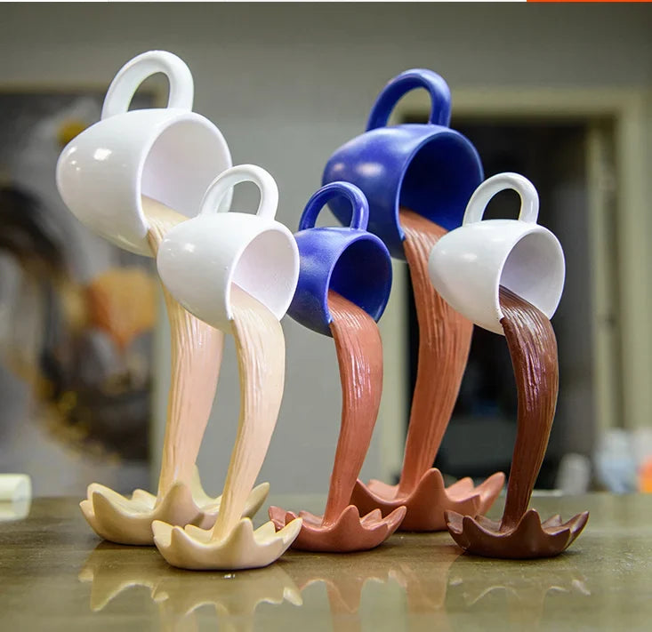 2023 New Arrival Resin Hand Craft Coffee Shop Decoration Statue Coffee Cup Pop Art Sculpture Interior Design Decoration